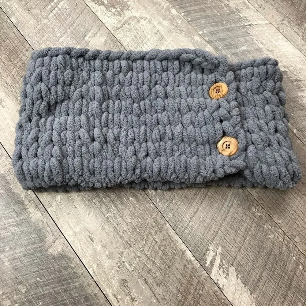 Grey Chunky Knit Infintity Scarf one size